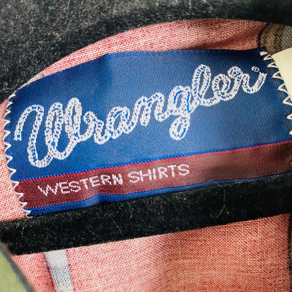 *SOLD* Wrangler Western Pearl Snap Button Down - Picture 5 of 6